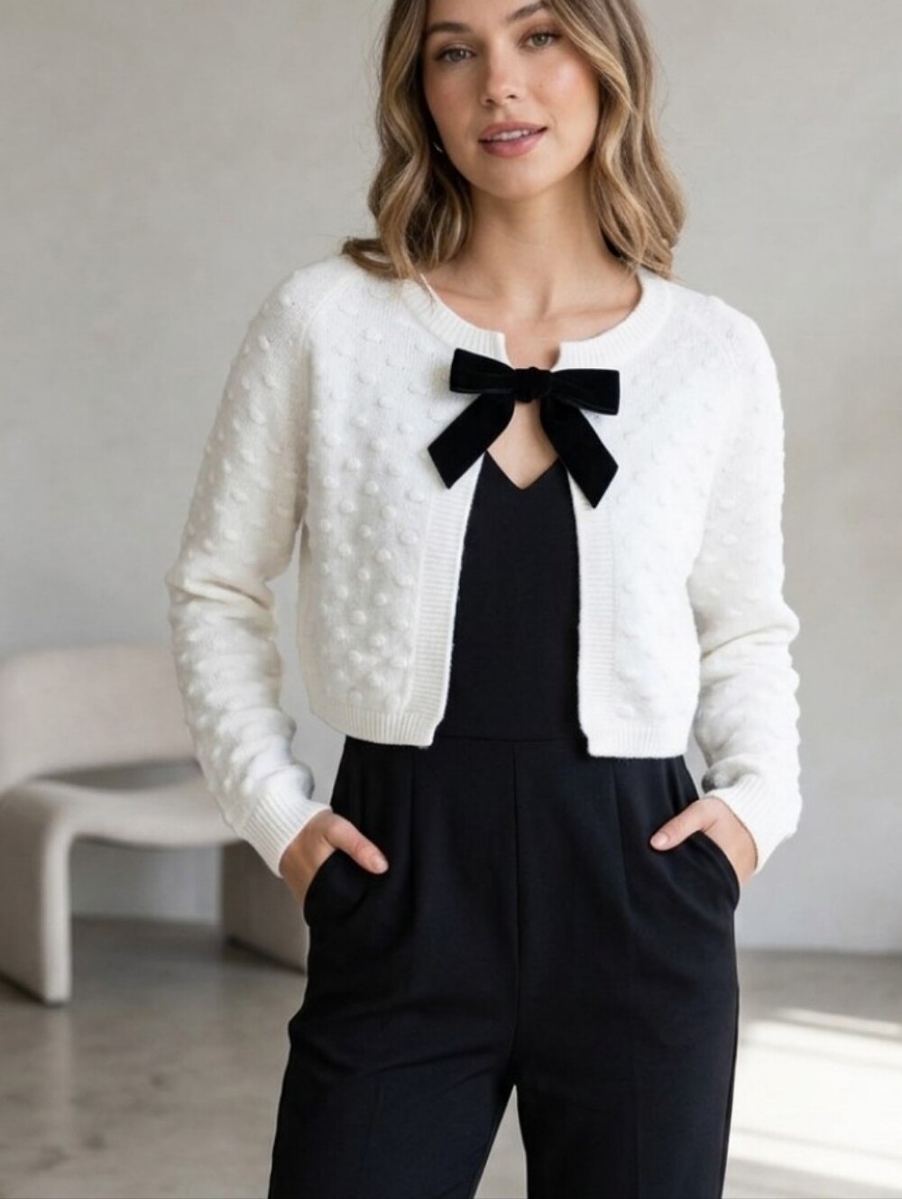 NWT Classic Cream Cropped Open Front Knit Cardigan with Black Front Bow - M